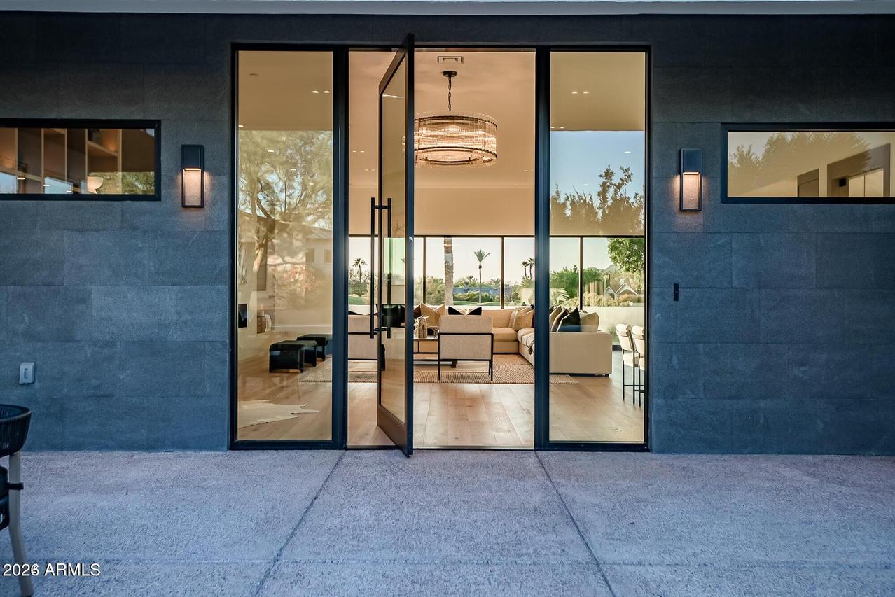 5525 E Lincoln Dr. #124, Paradise Valley, AZ 85253