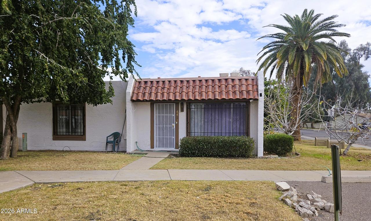 6602 N 46th Ave., Glendale, AZ 85301