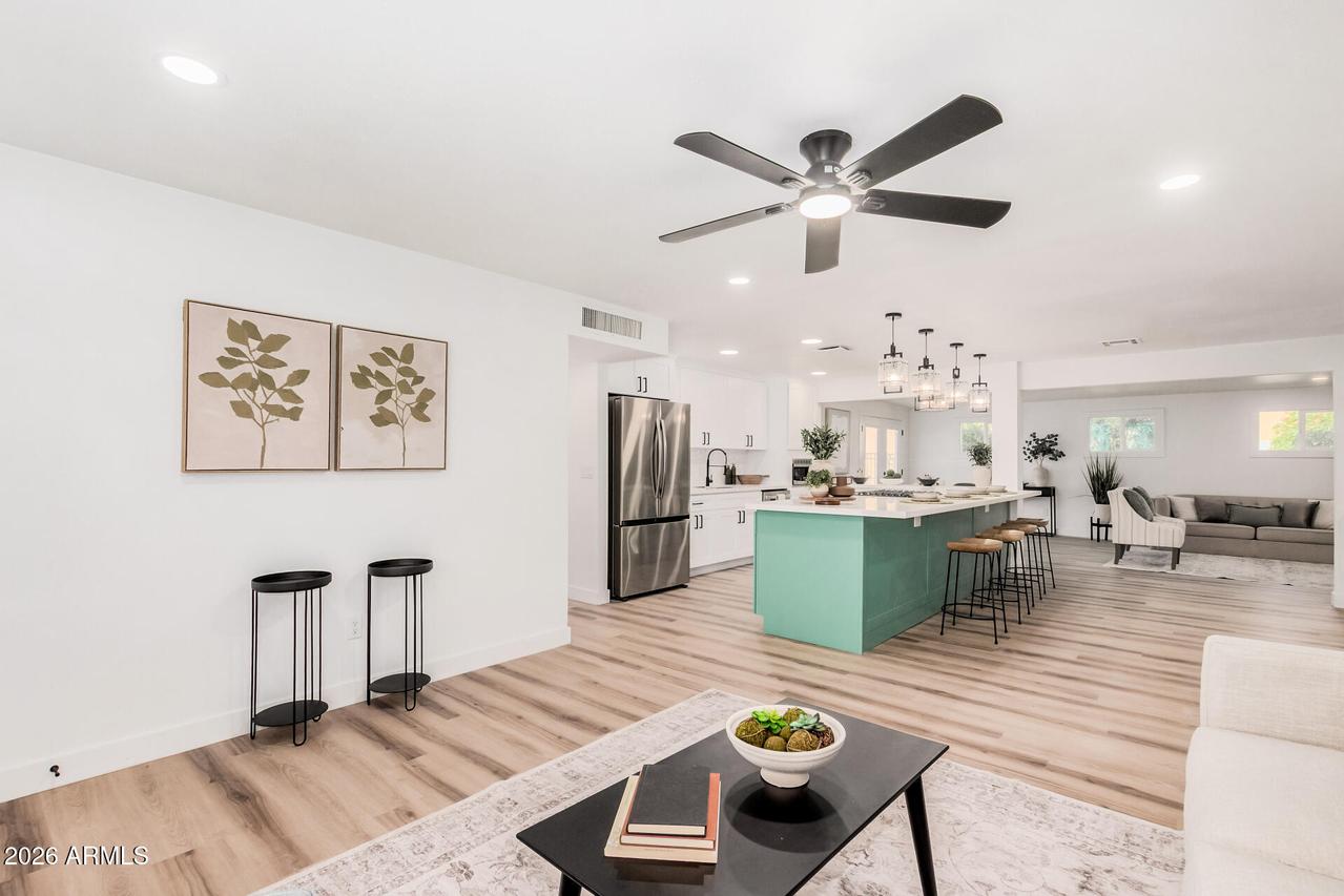 3916 E Eugie Ave., Phoenix, AZ 85032