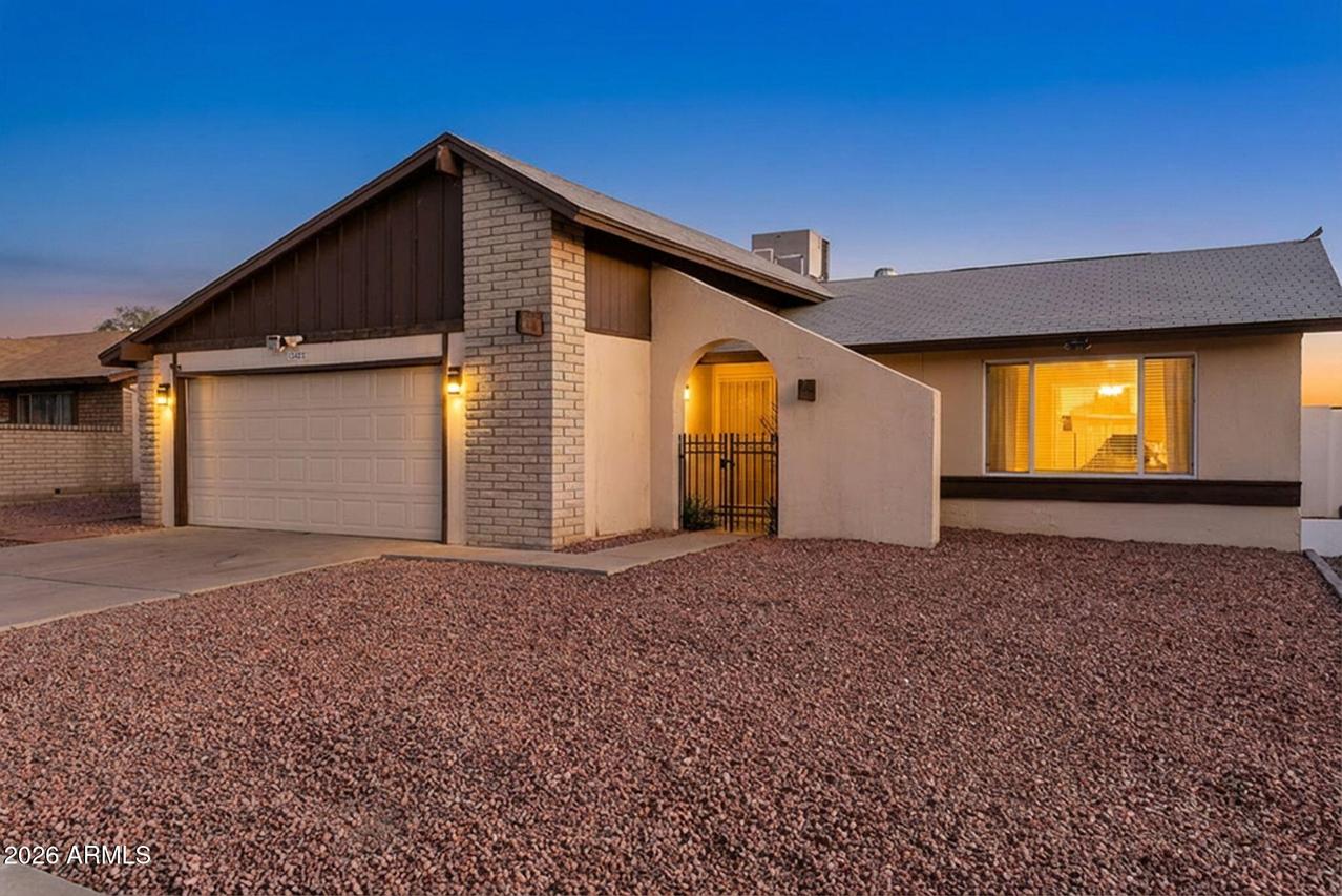 13421 N 24th Ave., Phoenix, AZ 85029