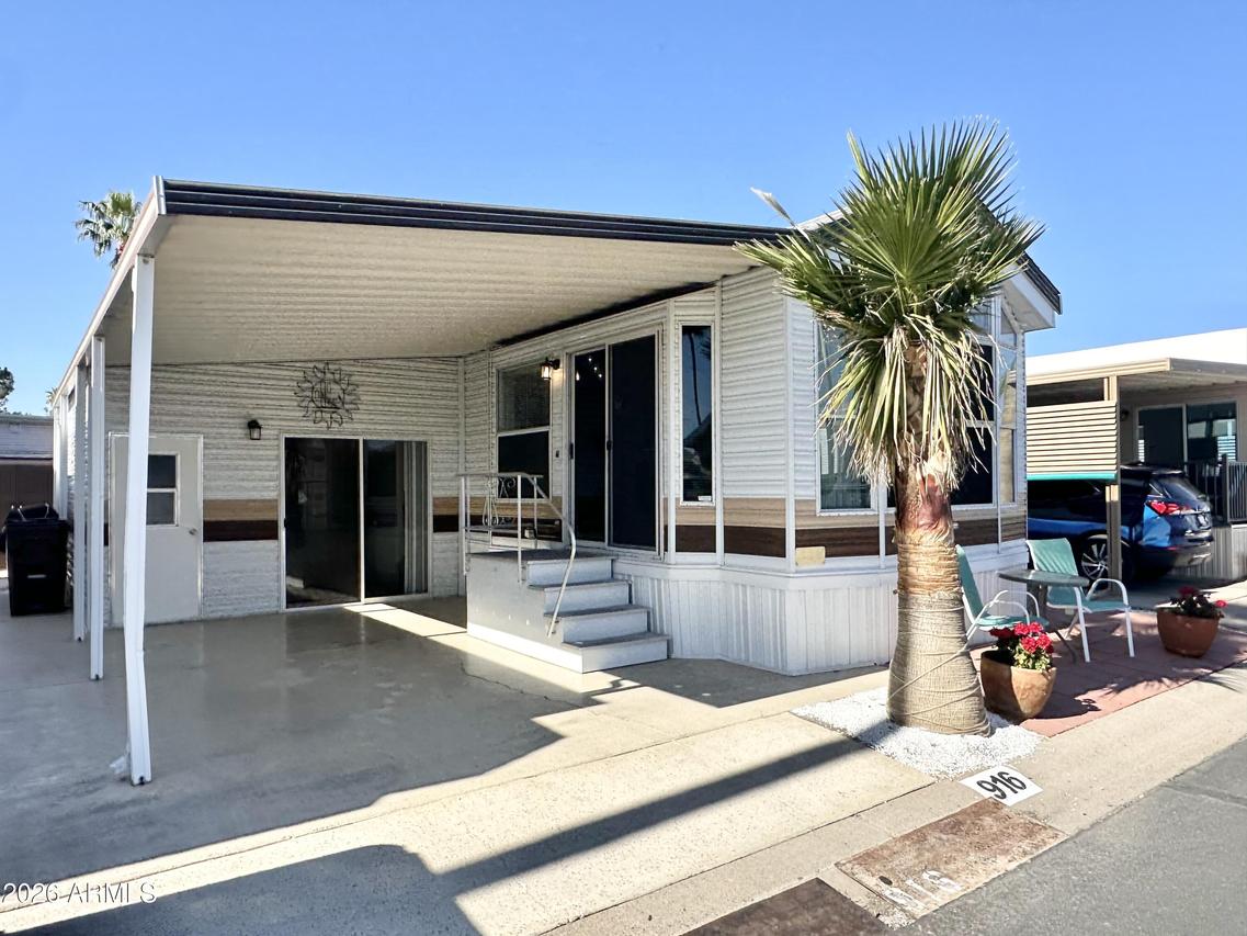 916 S Mineshaft Dr., Apache Junction, AZ 85119