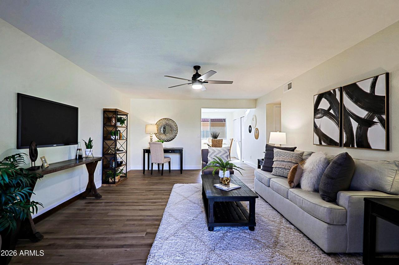 12810 N 113th Ave. #5, Youngtown, AZ 85363