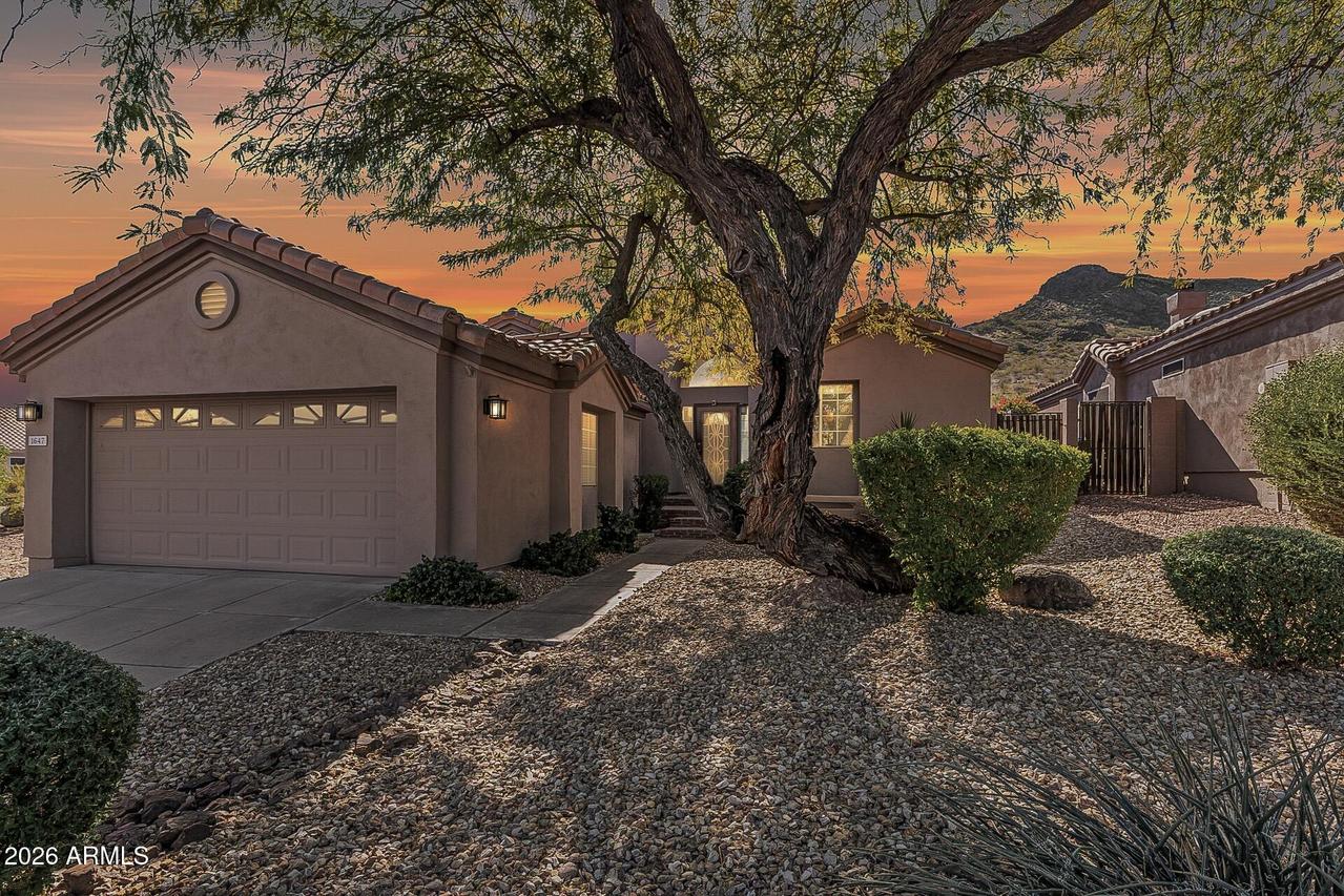 1647 E Waltann Ln., Phoenix, AZ 85022