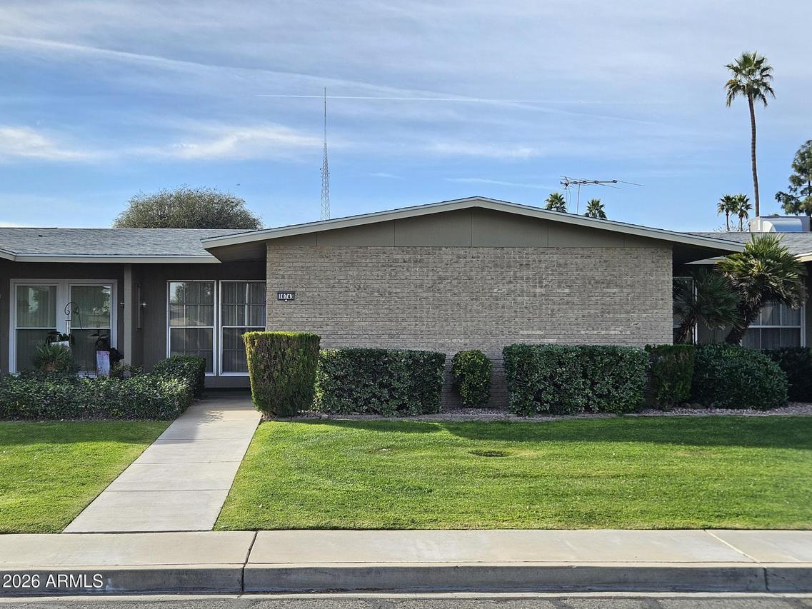 10743 W Thunderbird Blvd., Sun City, AZ 85351