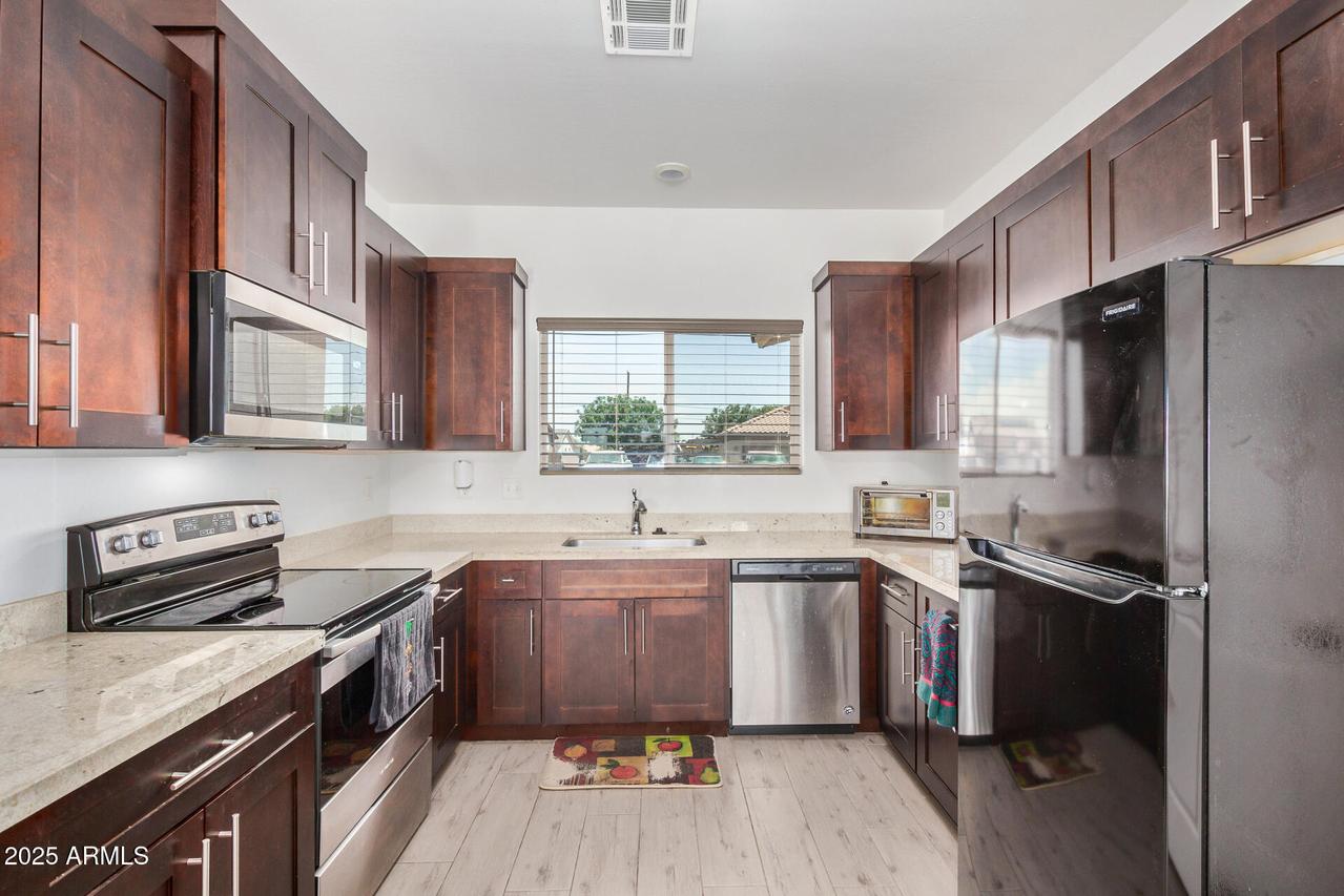 5614 E Red Bird Ln., San Tan Valley, AZ 85140