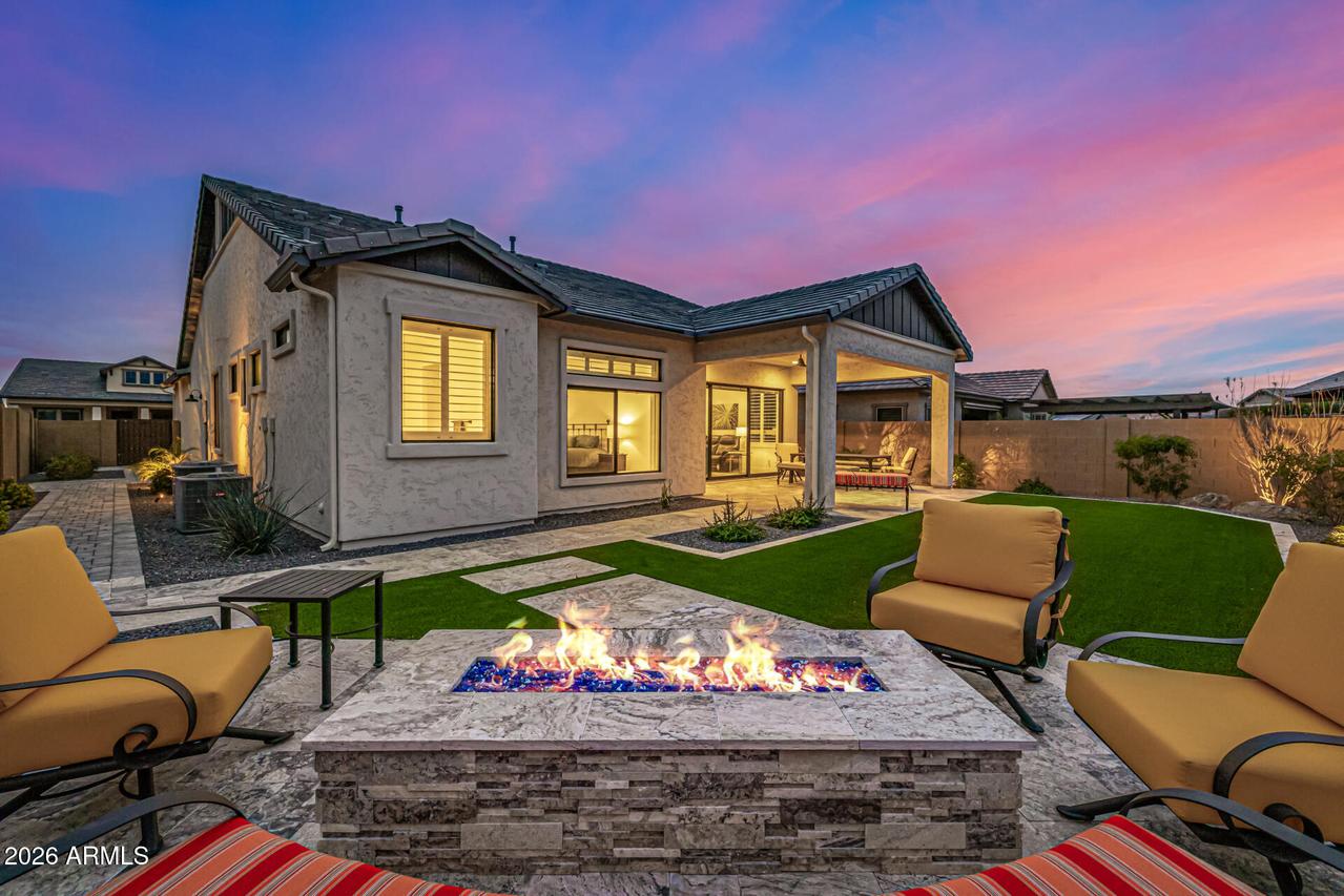 8132 E Jacaranda St., Mesa, AZ 85207