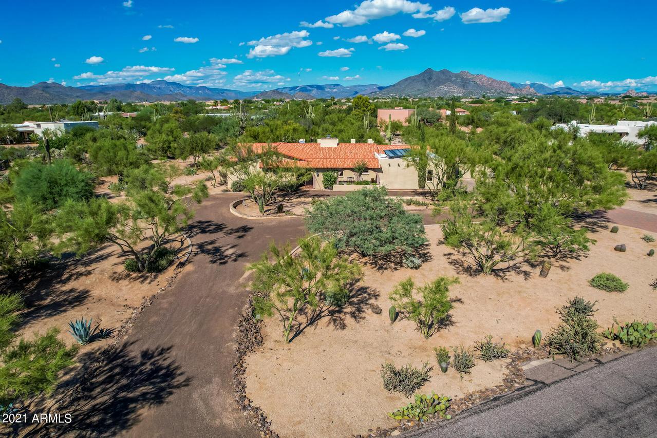 5022 E Calle De Los Flores St., Cave Creek, AZ 85331