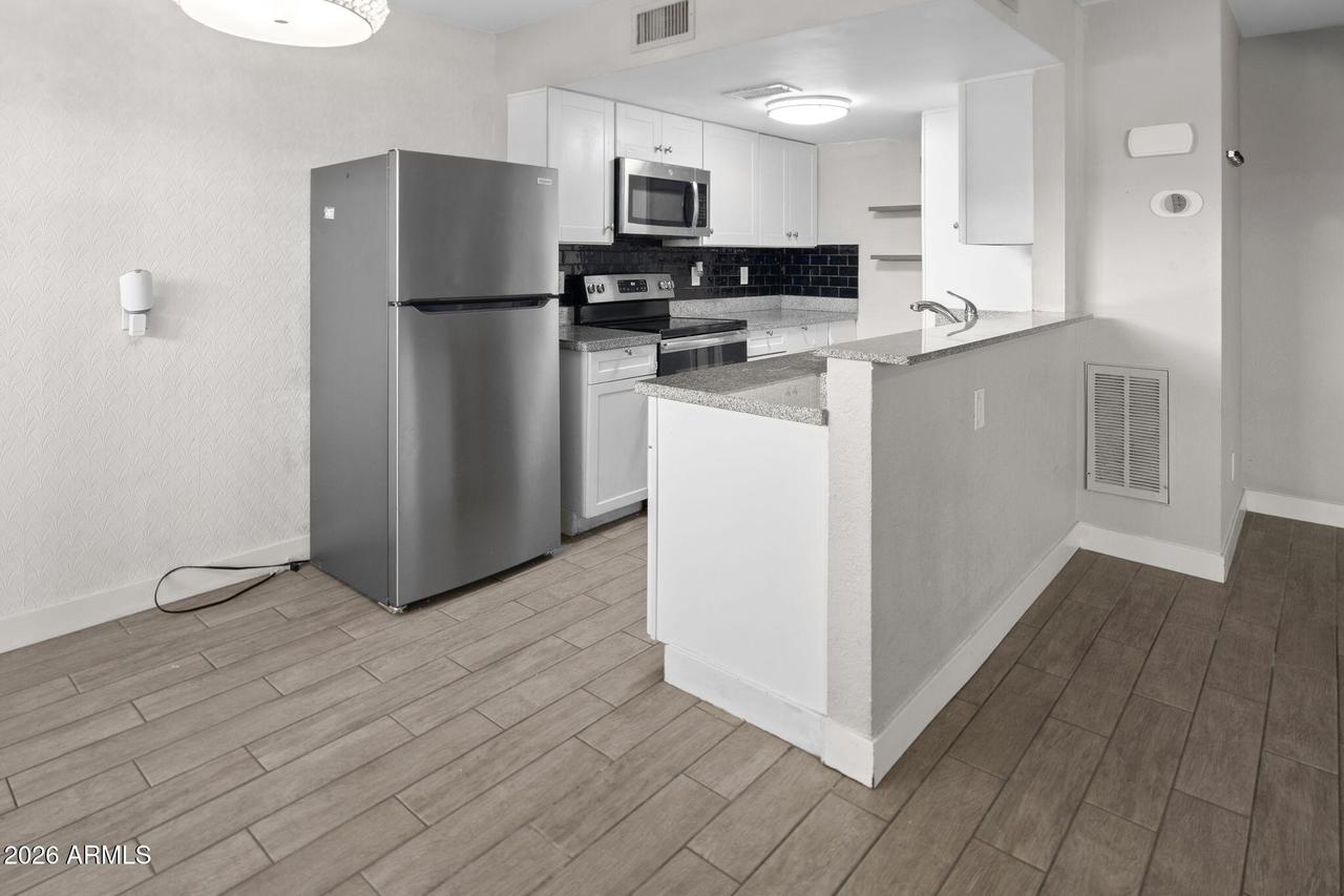 2132 W Glenrosa Ave. #C85, Phoenix, AZ 85015