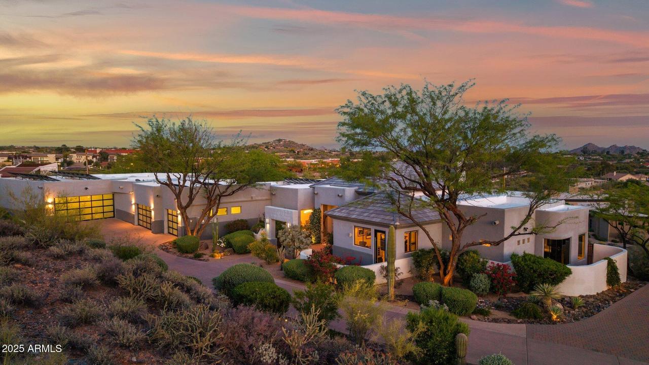 37221 N Holiday Ln., Carefree, AZ 85377