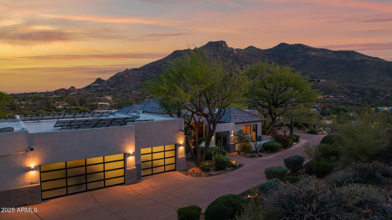 37221 N Holiday Ln., Carefree, AZ 85377