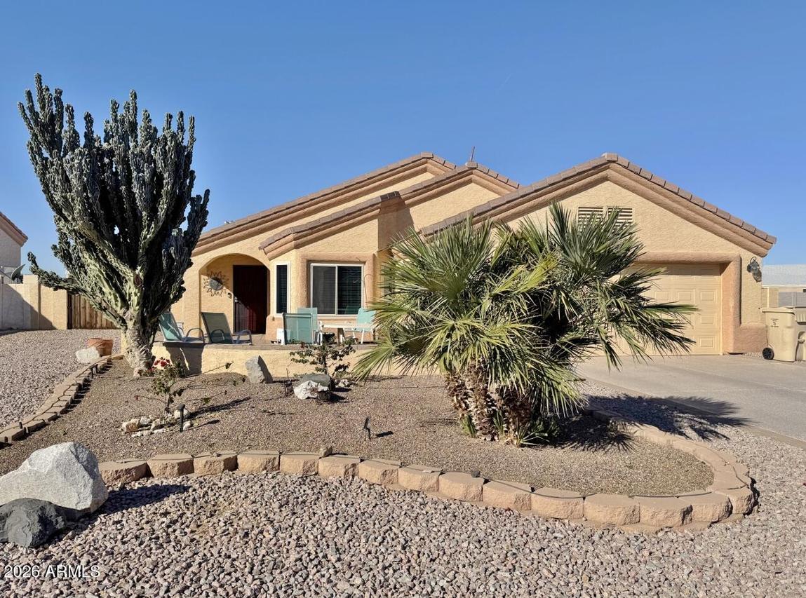 15774 S Saxon Rd., Arizona City, AZ 85123