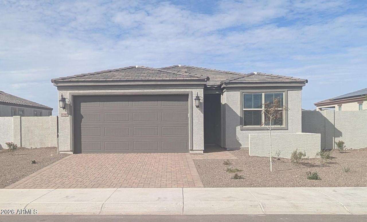 16340 S 182nd Dr., Goodyear, AZ 85338