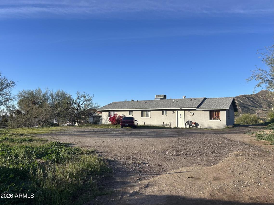 444 W Valentine St., Superior, AZ 85173