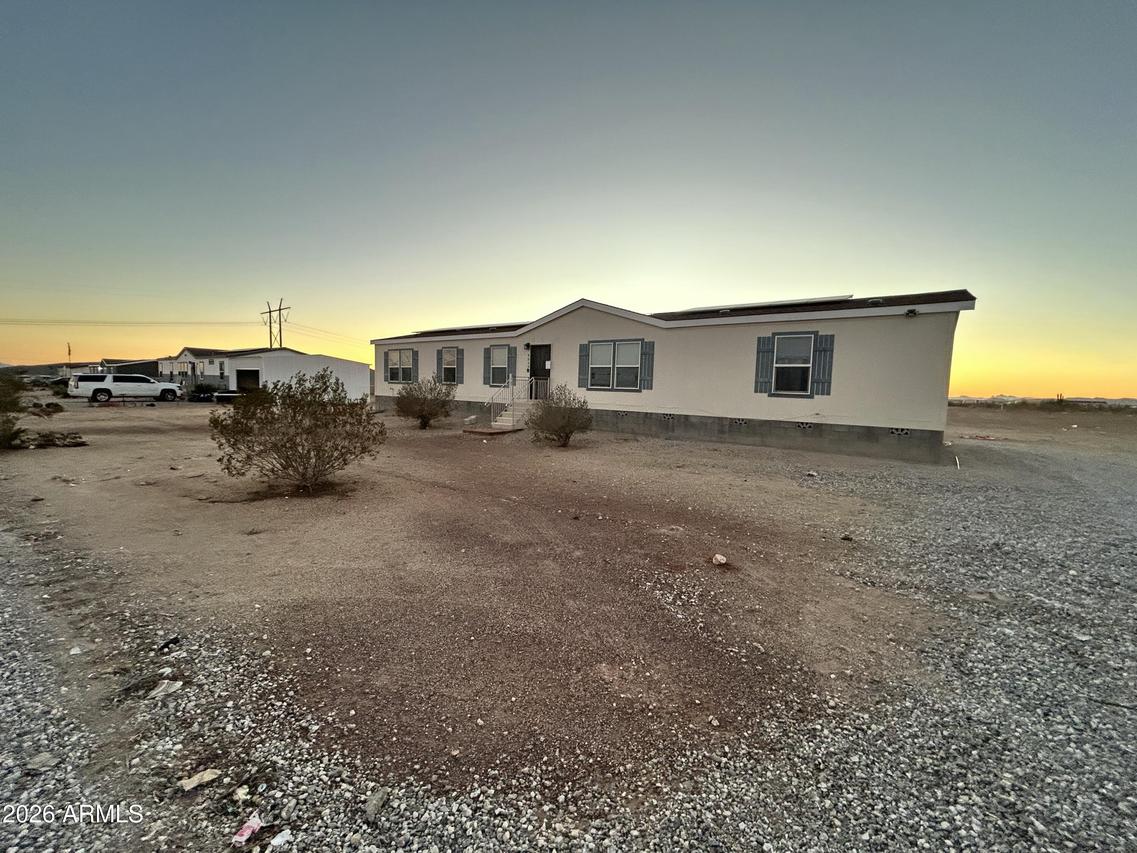 9006 S 340th Dr., Arlington, AZ 85322