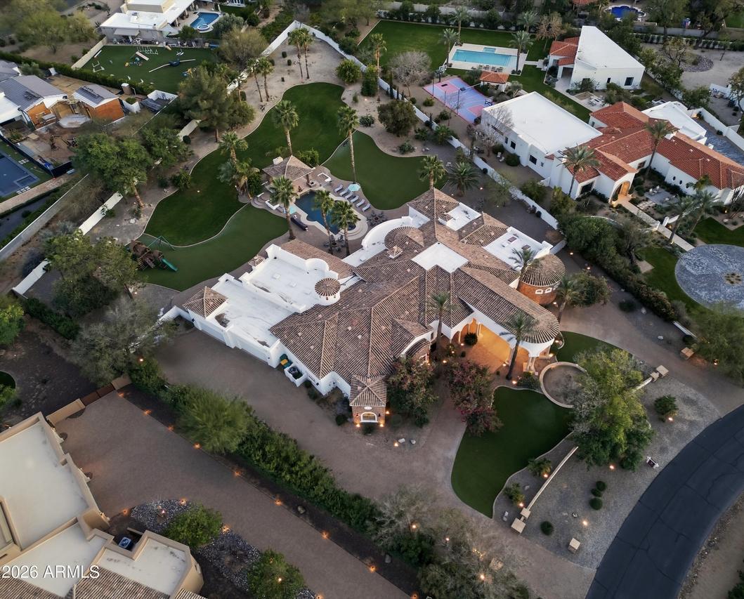 9071 N 53rd Pl., Paradise Valley, AZ 85253
