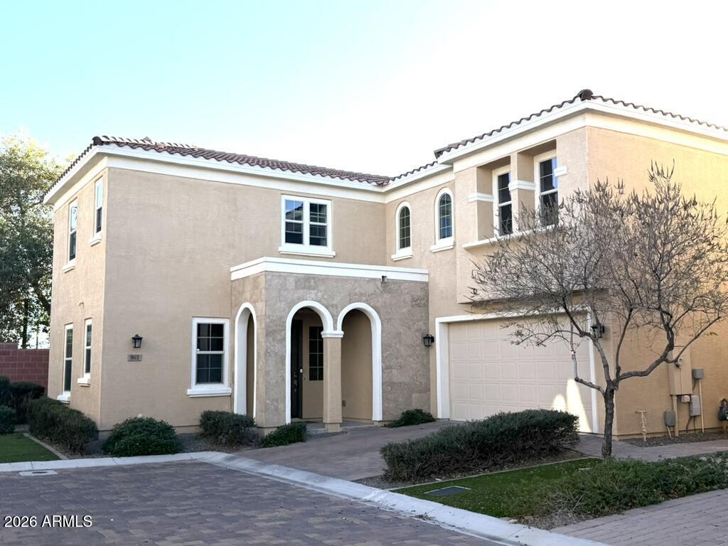 963 E Danbury Dr., Phoenix, AZ 85022