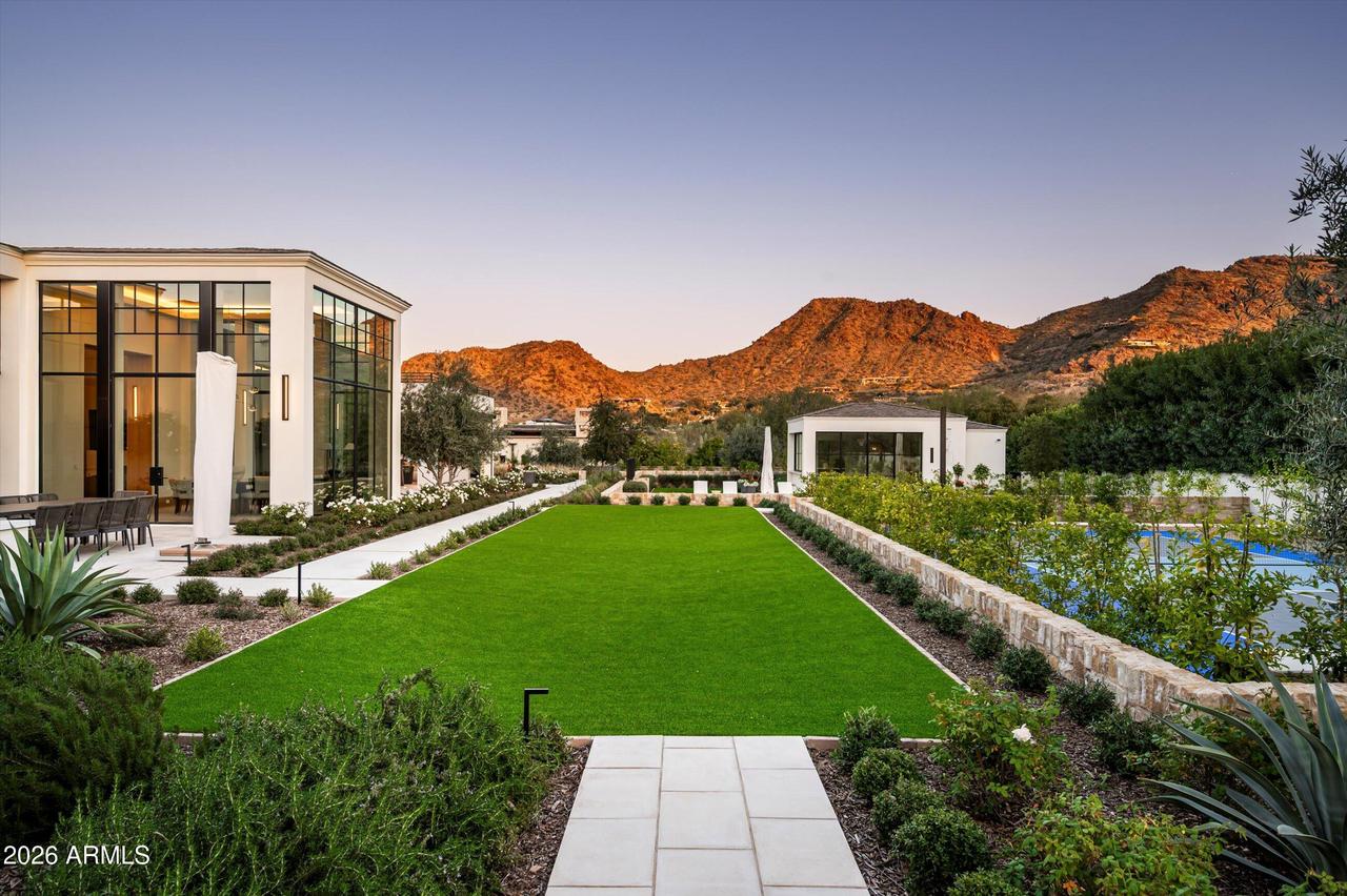 5029 E Desert Park Ln., Paradise Valley, AZ 85253