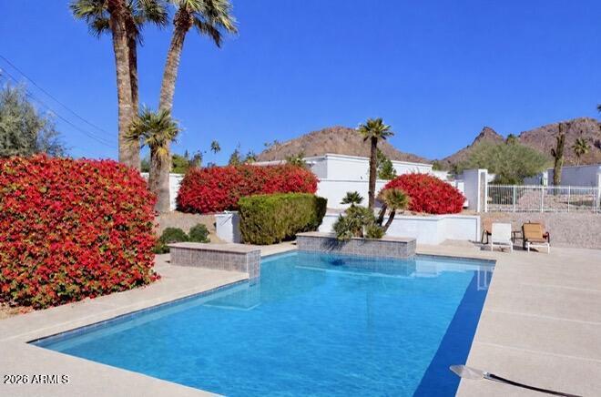 1202 E Rowlands Ln., Phoenix, AZ 85022