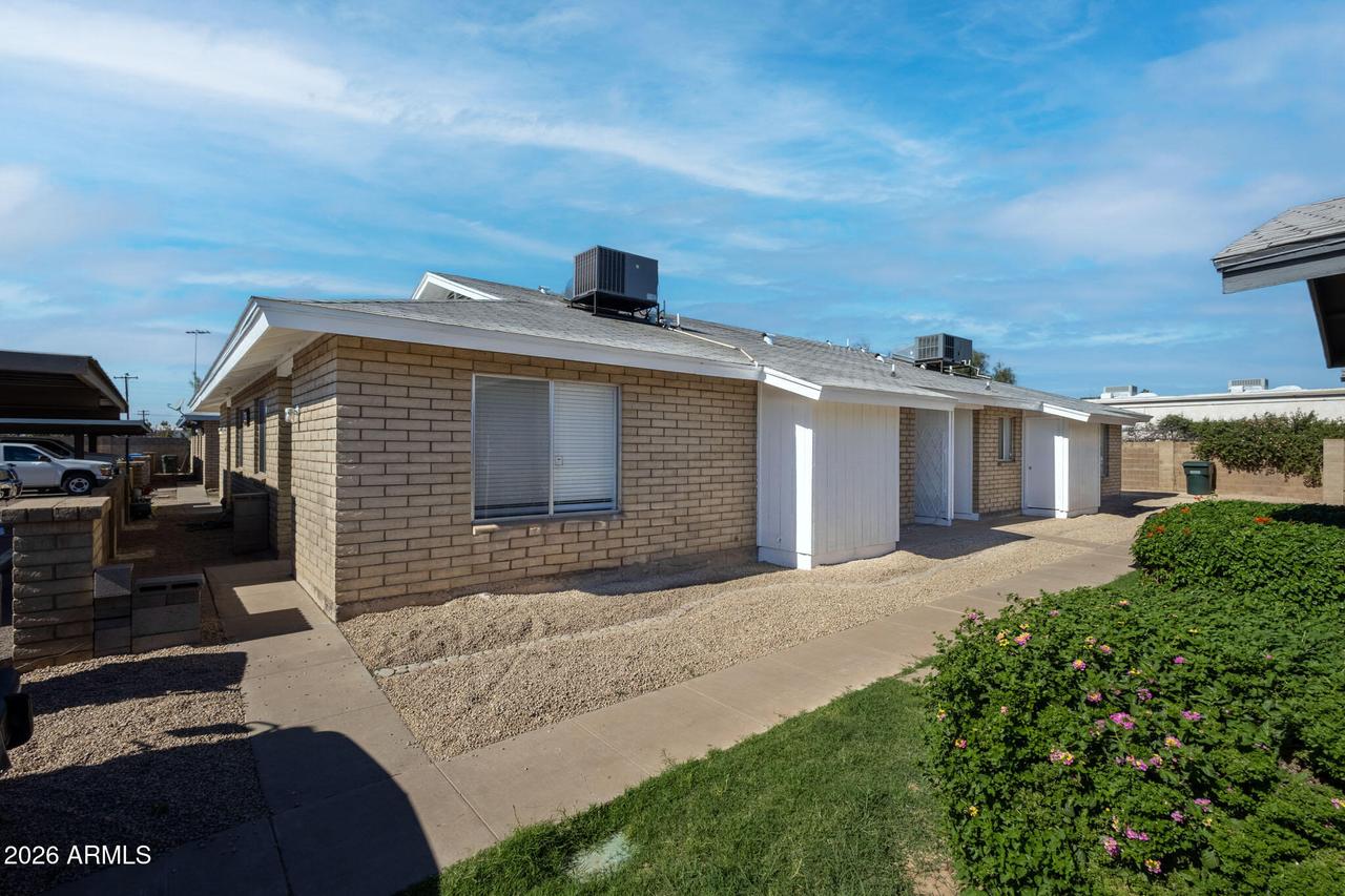 2034 W Lawrence Rd., Phoenix, AZ 85015