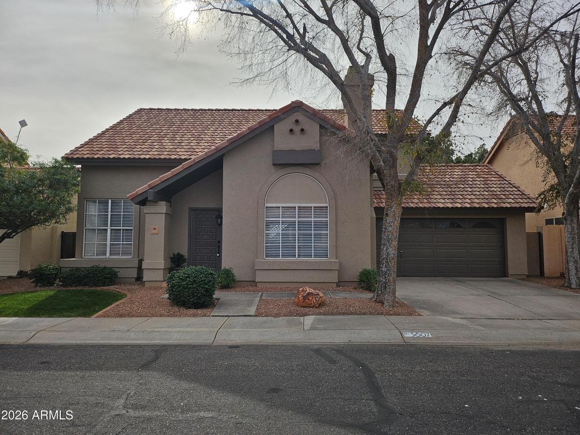 3807 E Park Ave., Phoenix, AZ 85044