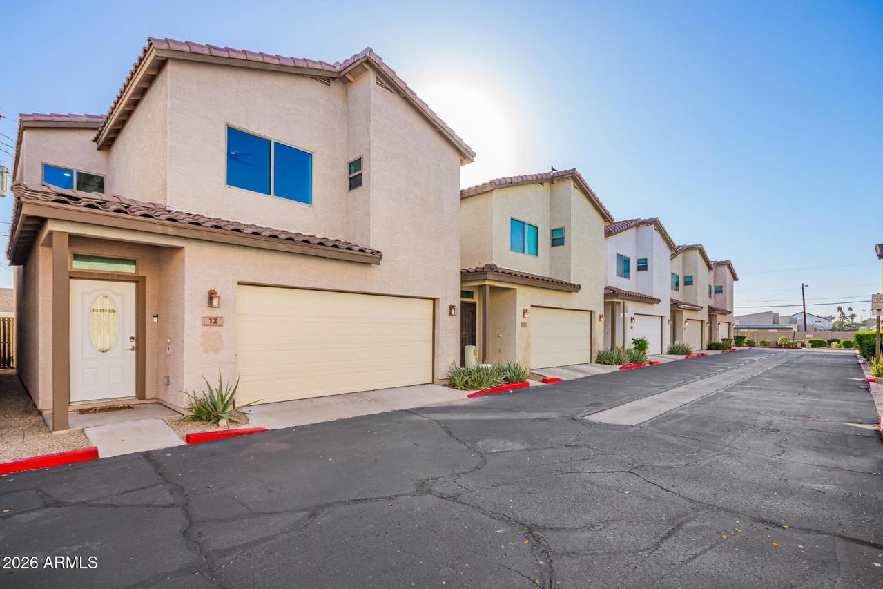 3034 N 39th St. #12, Phoenix, AZ 85018