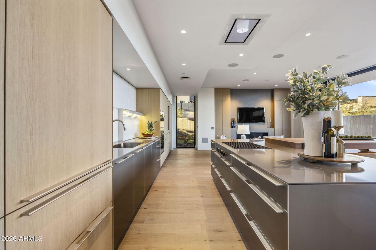 4849 N Camelback Ridge Dr. #B108, Scottsdale, AZ 85251