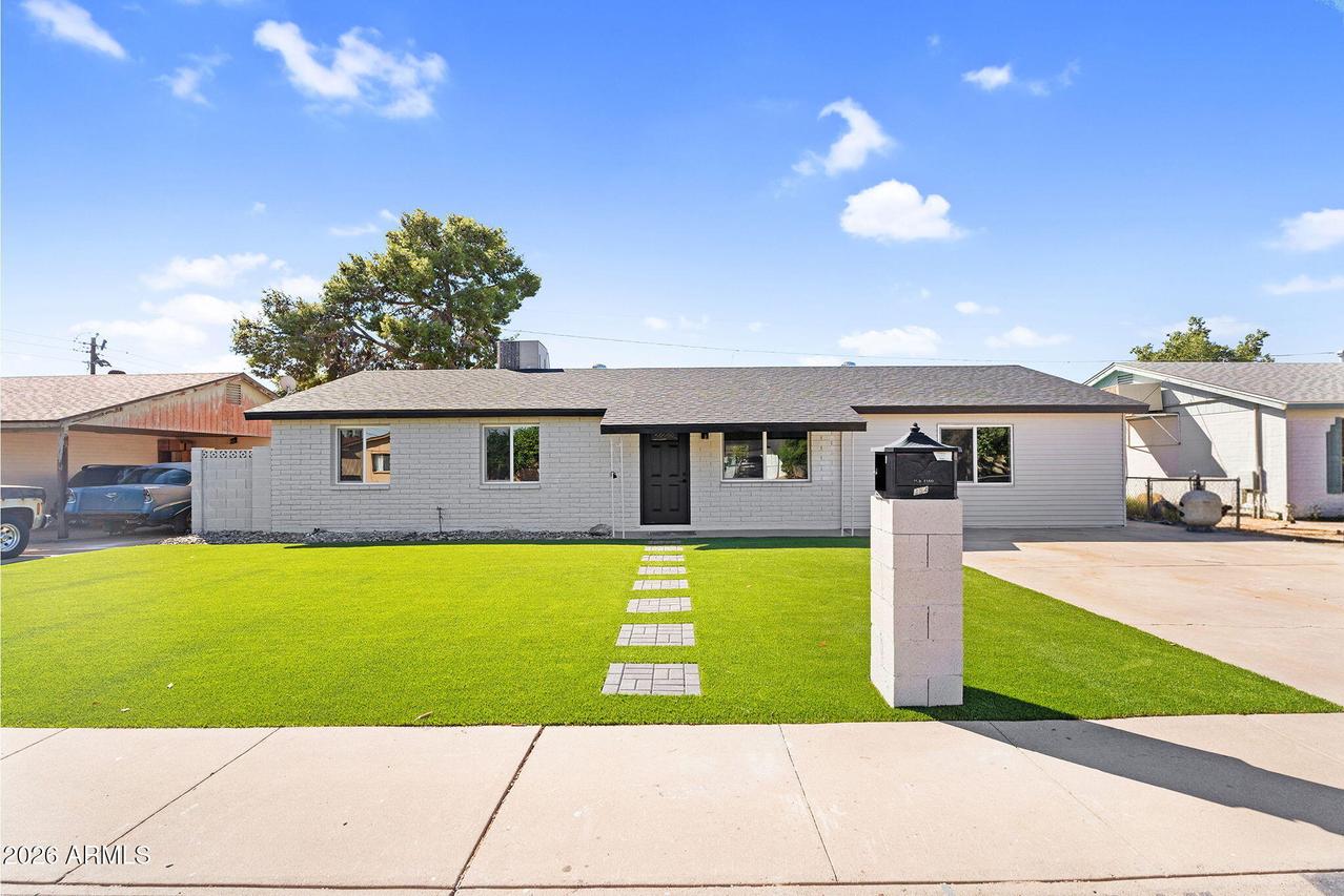 3545 E Friess Dr., Phoenix, AZ 85032