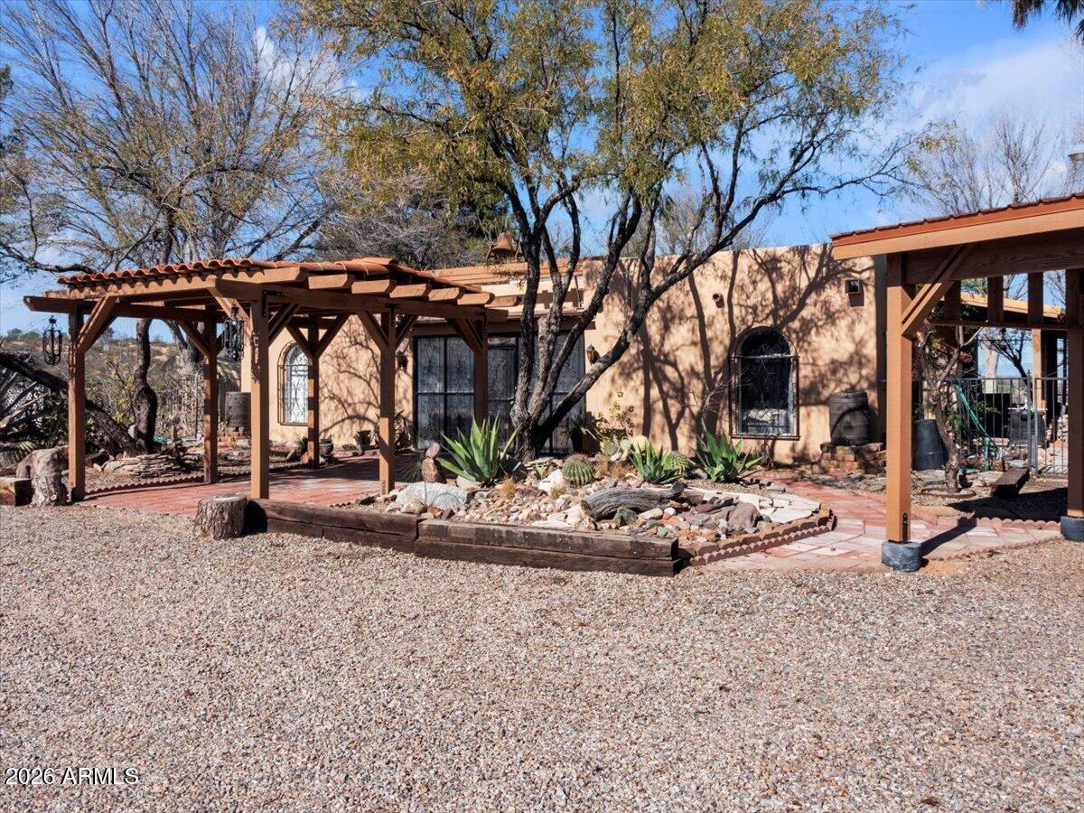500 S Foundation Five Rd., Benson, AZ 85602