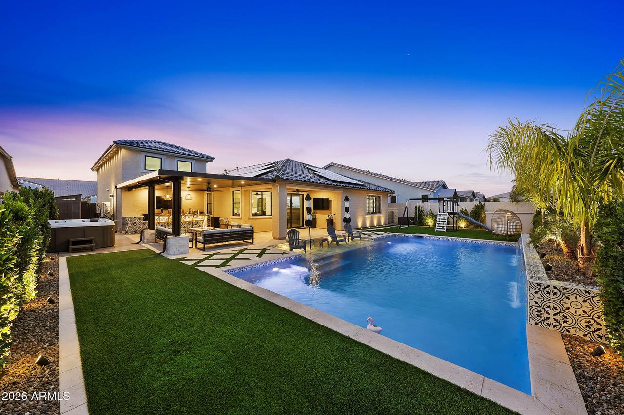 25689 N 140th Ln., Surprise, AZ 85387