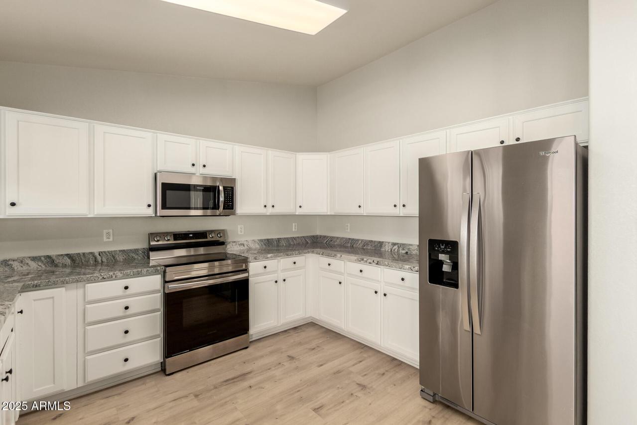 20037 N 110th Ln., Sun City, AZ 85373