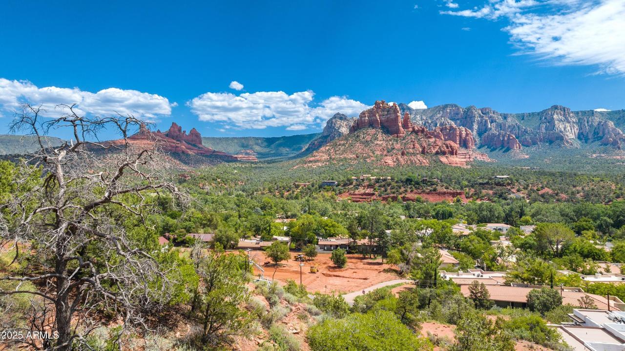 15 & 16 Sky Ridge Ct. #16 & 15, Sedona, AZ 86336