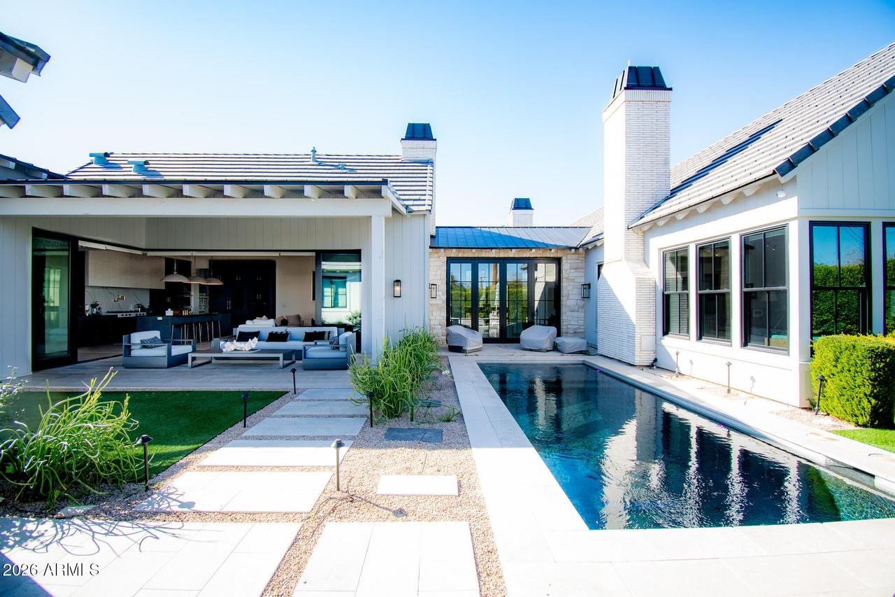 4121 N 64th Pl., Scottsdale, AZ 85251