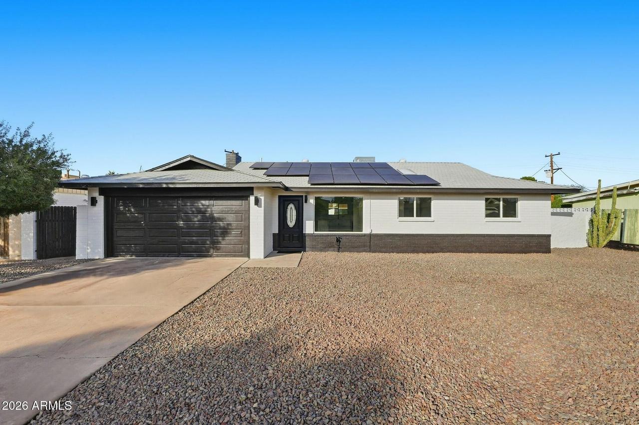 534 E Pebble Beach Dr., Tempe, AZ 85282