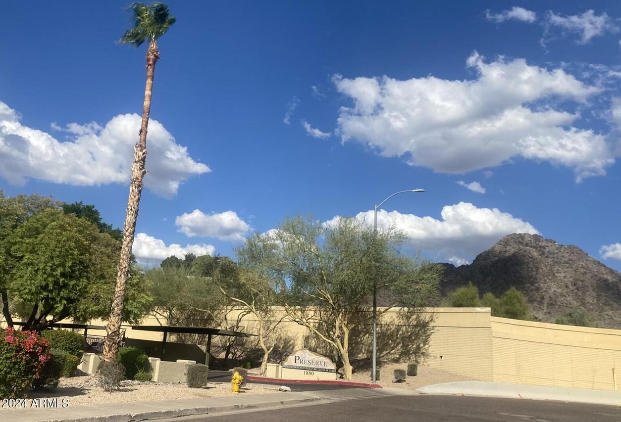 1880 E Morten Ave. #217, Phoenix, AZ 85020