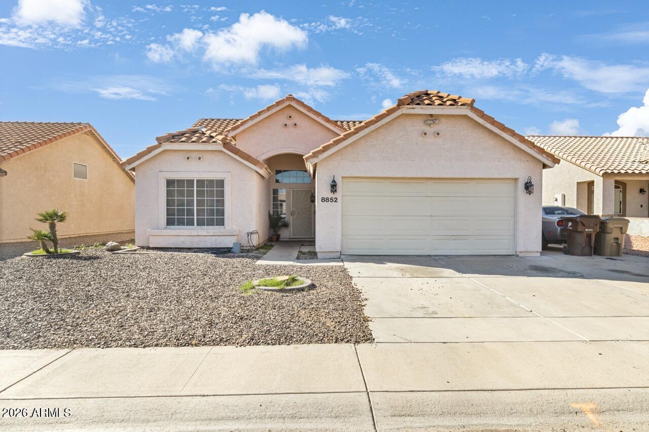 8852 N 114th Ave., Peoria, AZ 85345