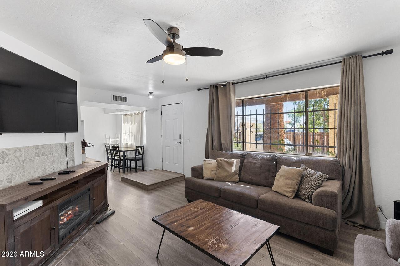 1618 N 32nd St. #6, Phoenix, AZ 85008