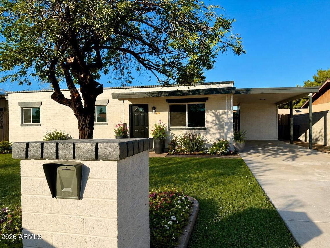 522 S 74th Pl., Mesa, AZ 85208