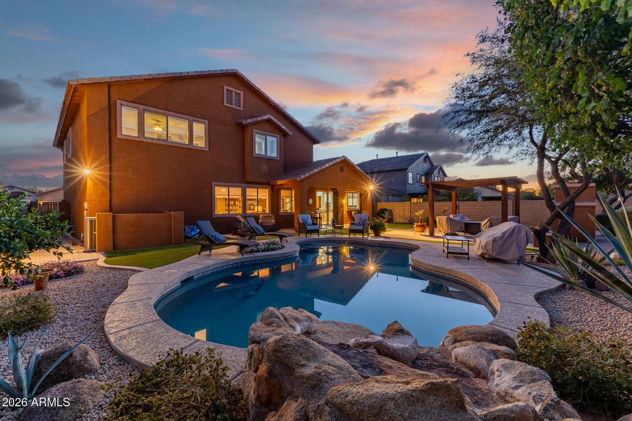 2340 W Bramble Berry Ln., Phoenix, AZ 85085