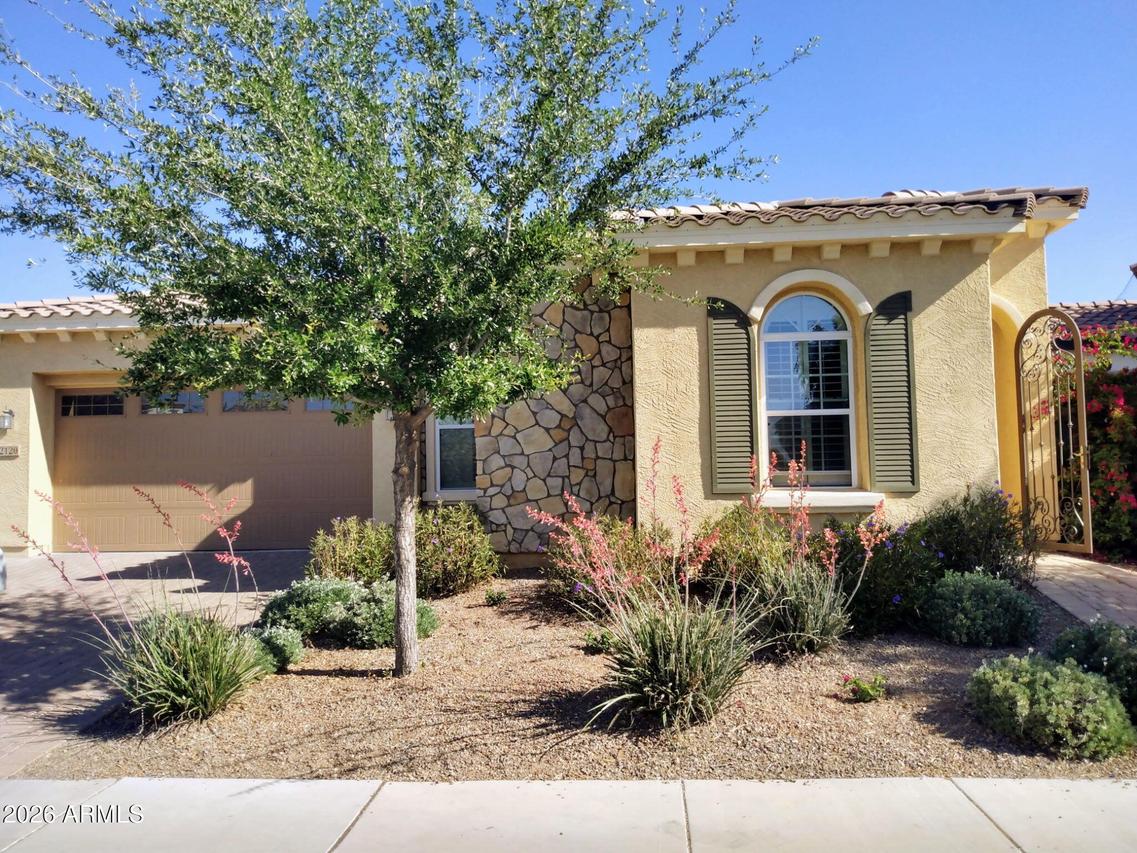 2120 E Geronimo St., Chandler, AZ 85225