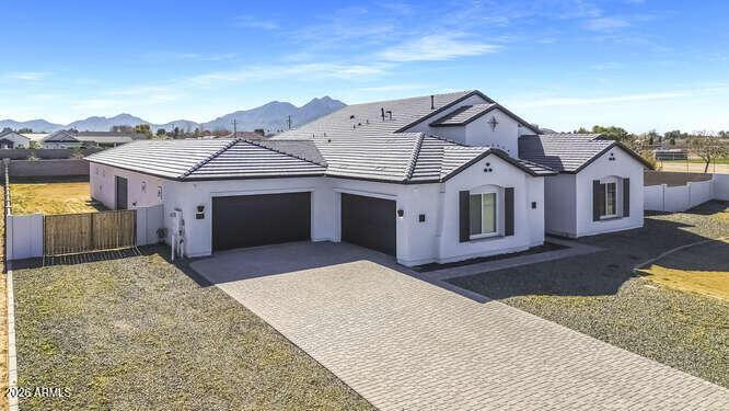 18815 E Country Meadows Ct., Queen Creek, AZ 85142