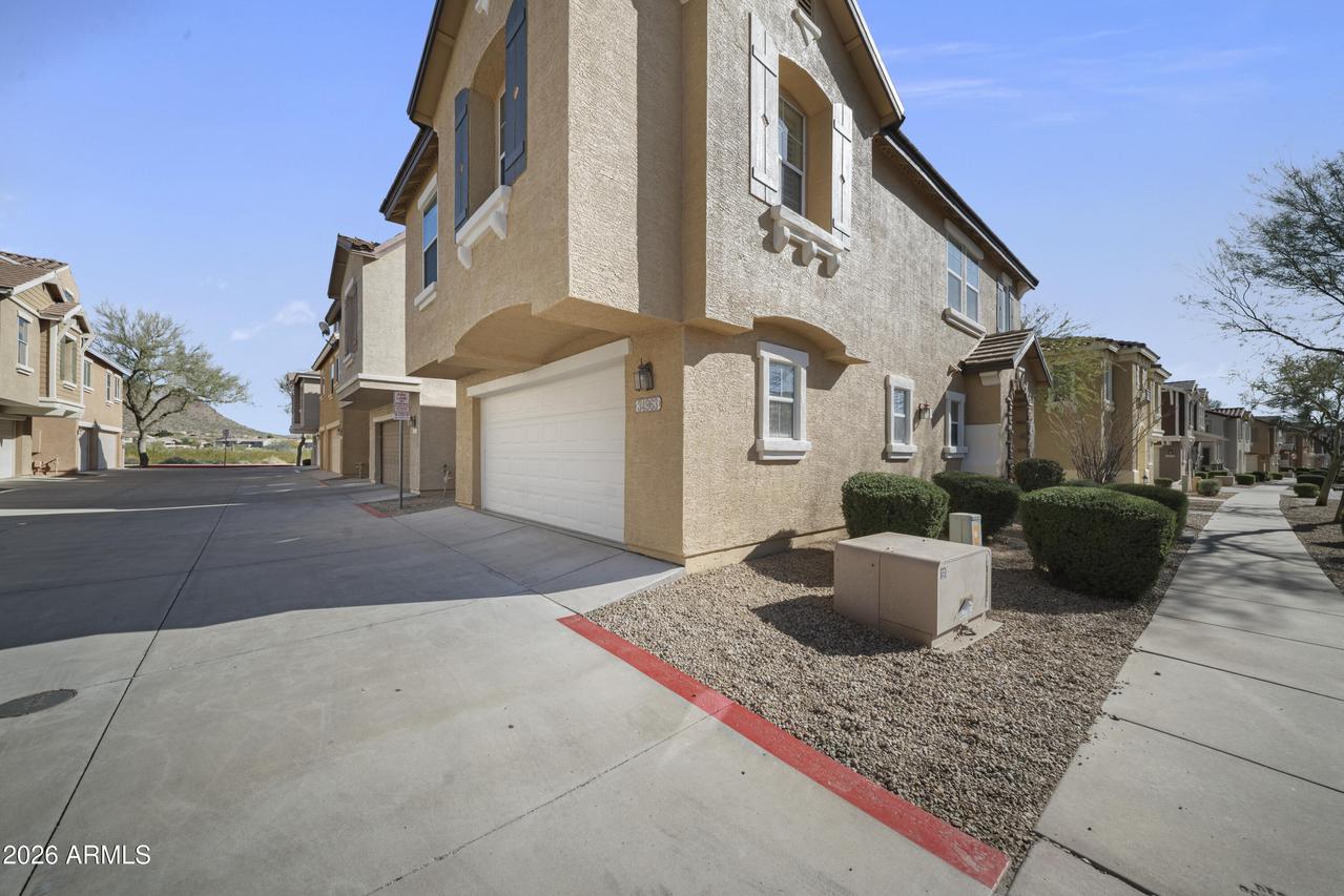 34963 N 30th Ave., Phoenix, AZ 85086
