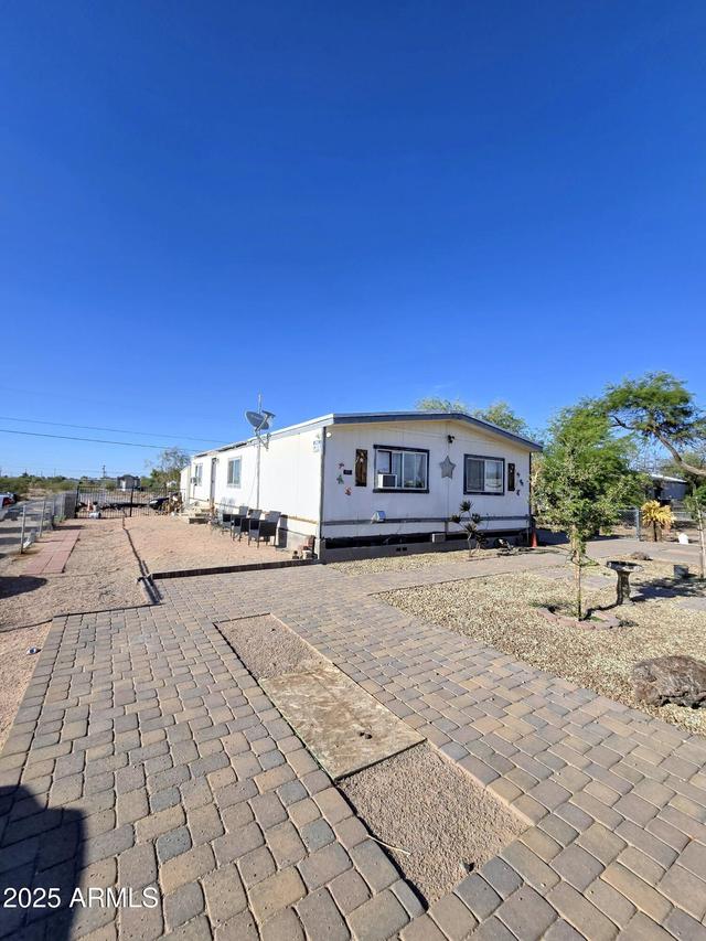 3220 W Caballero Dr., Eloy, AZ 85131