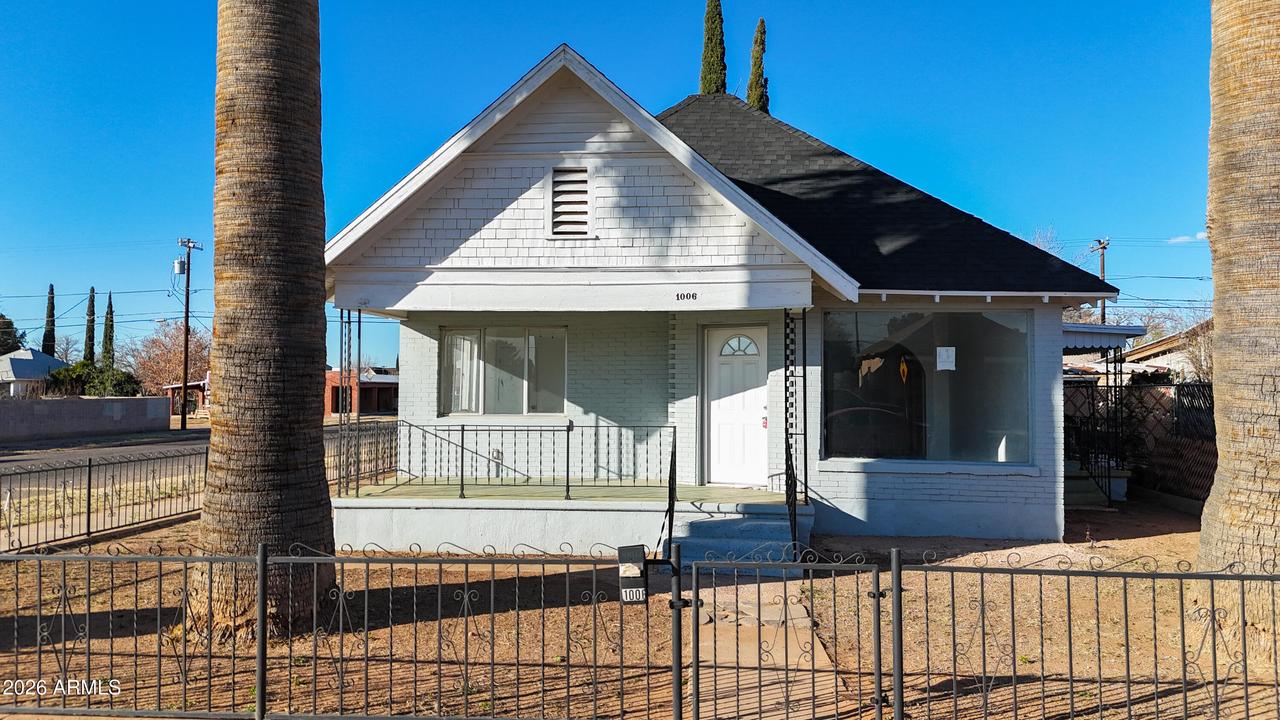 1006 E 7th St., Douglas, AZ 85607