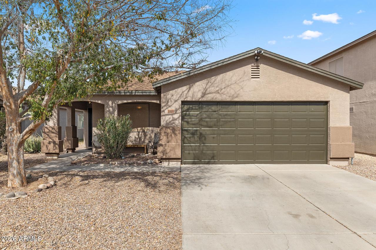 1018 E Cowboy Cove Tr., San Tan Valley, AZ 85143
