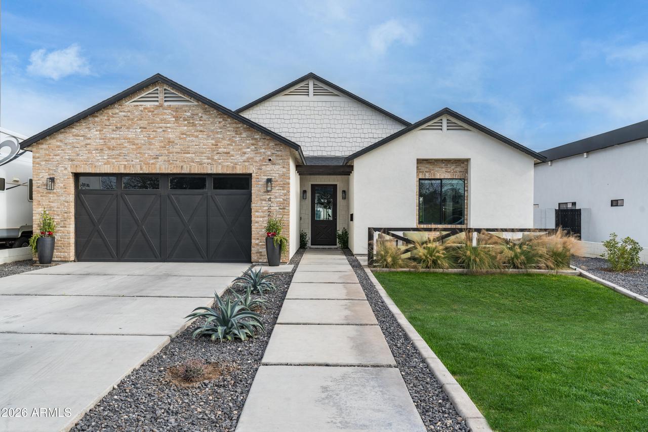 4223 N 41st Pl., Phoenix, AZ 85018