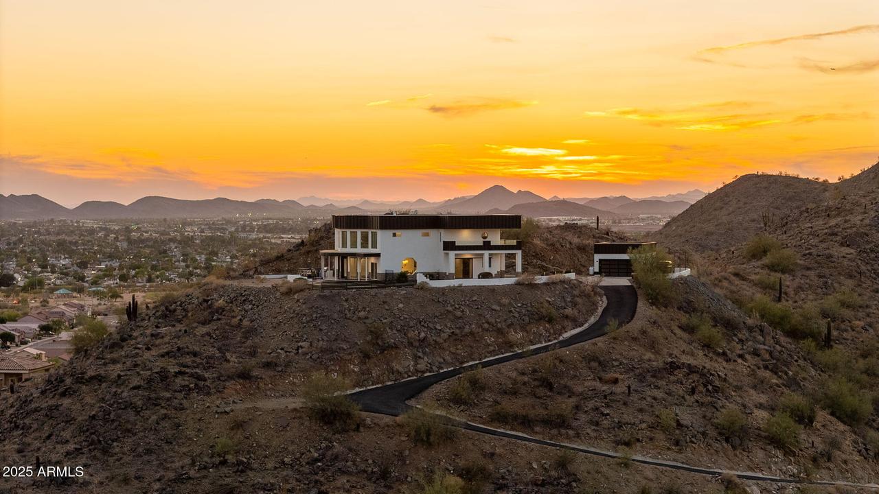 18812 N 22nd St., Phoenix, AZ 85024