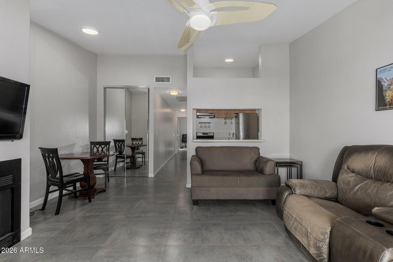 14203 N 19th Ave. #2040, Phoenix, AZ 85023