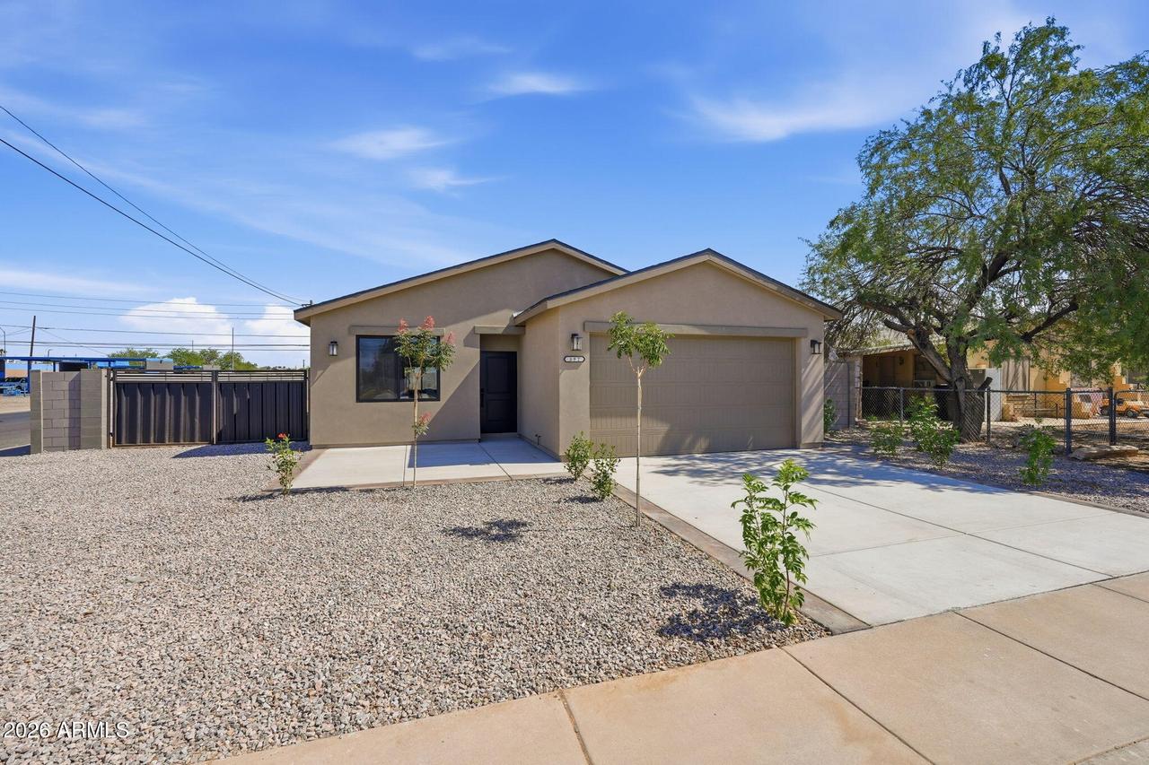 392 W Lincoln Ave., Coolidge, AZ 85128
