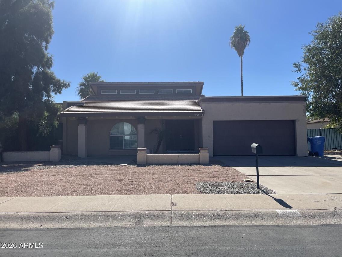 4001 W Thunderbird Rd., Phoenix, AZ 85053