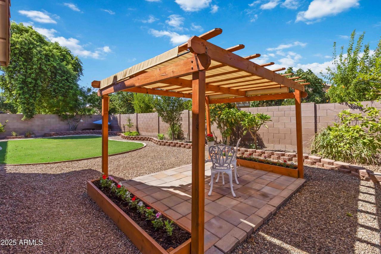 2574 E Donato Dr., Gilbert, AZ 85298